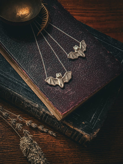 BAT NECKLACE - Relic