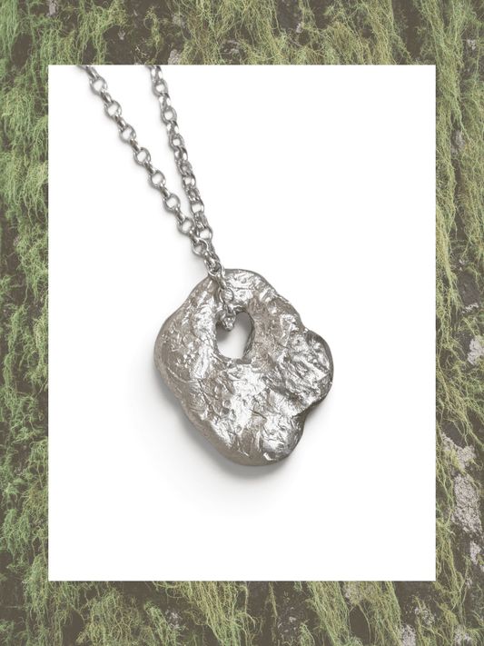 HAG STONE AMULET PENDANT - Relic