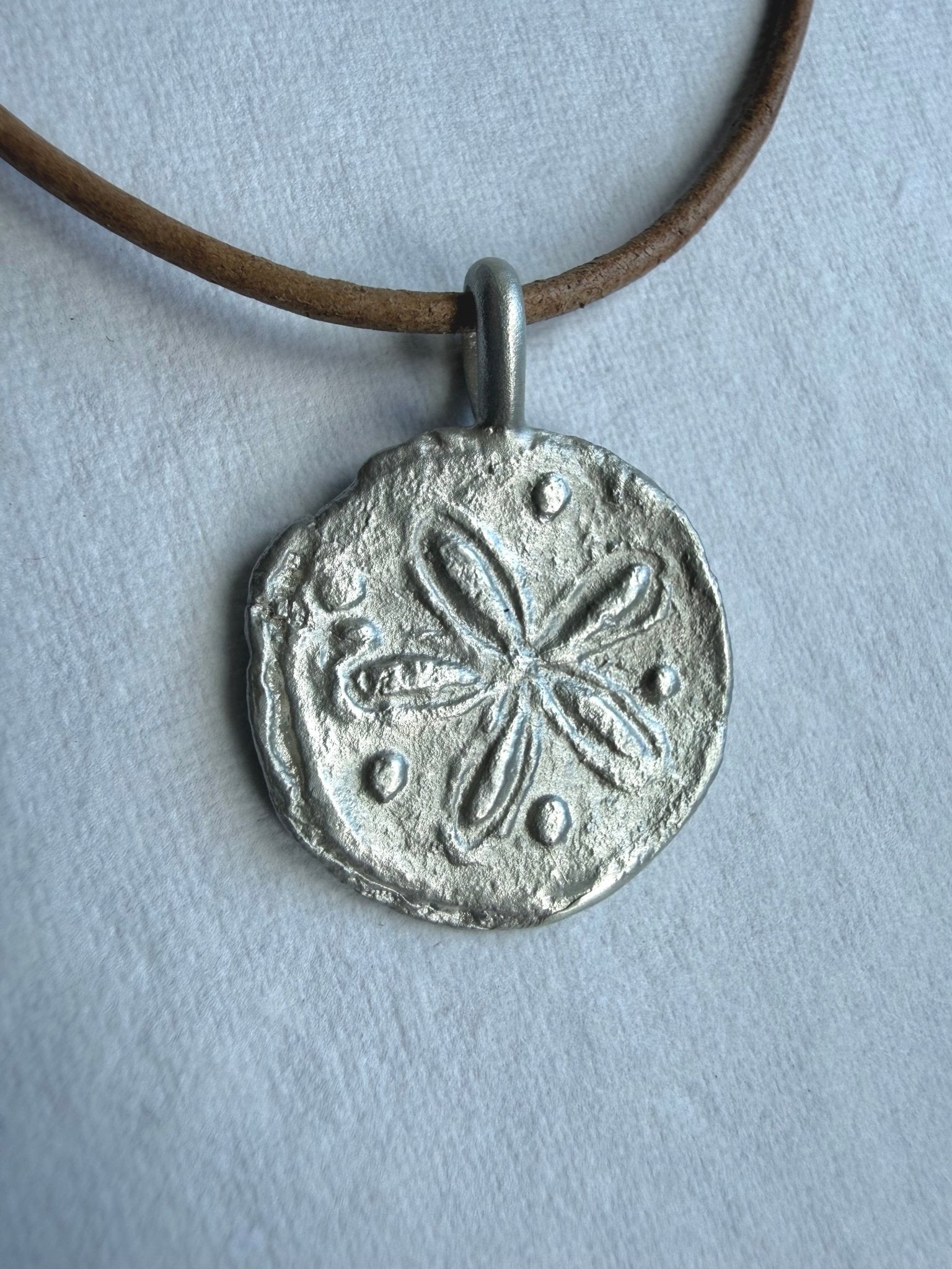 Hexafoil & Cinquefoil Amulet Pendant - Relic