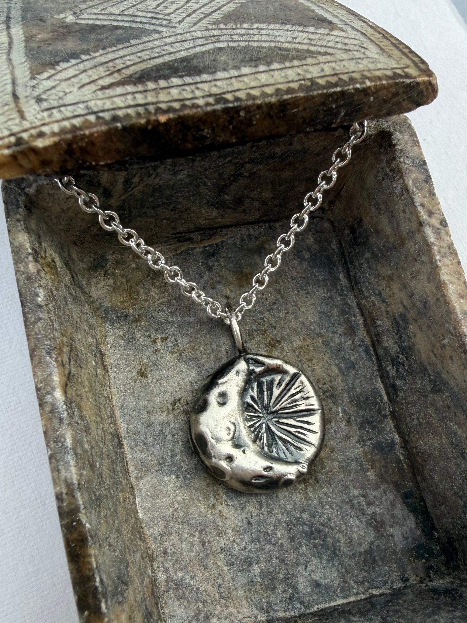 Midnight Radiance Crescent Moon & Starburst Talisman Pendant - Relic
