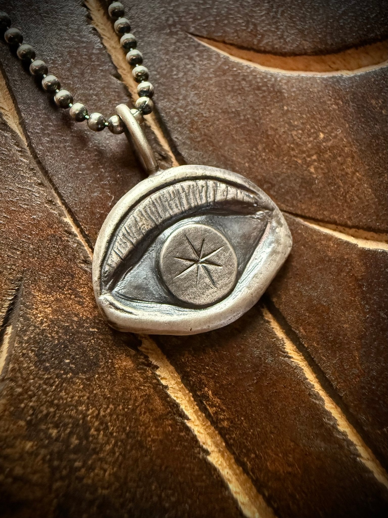 Starry Eye Pendant - Relic